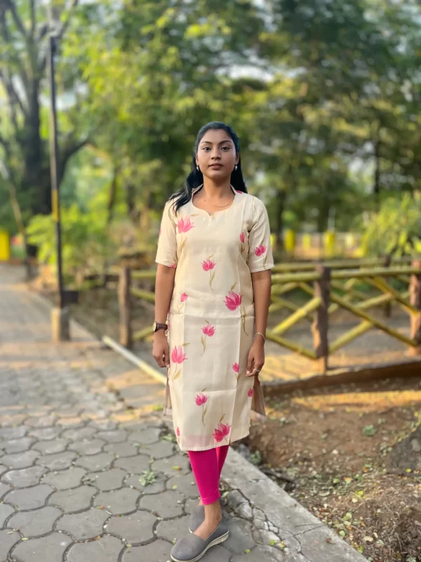 Ziva Lotus Kurti