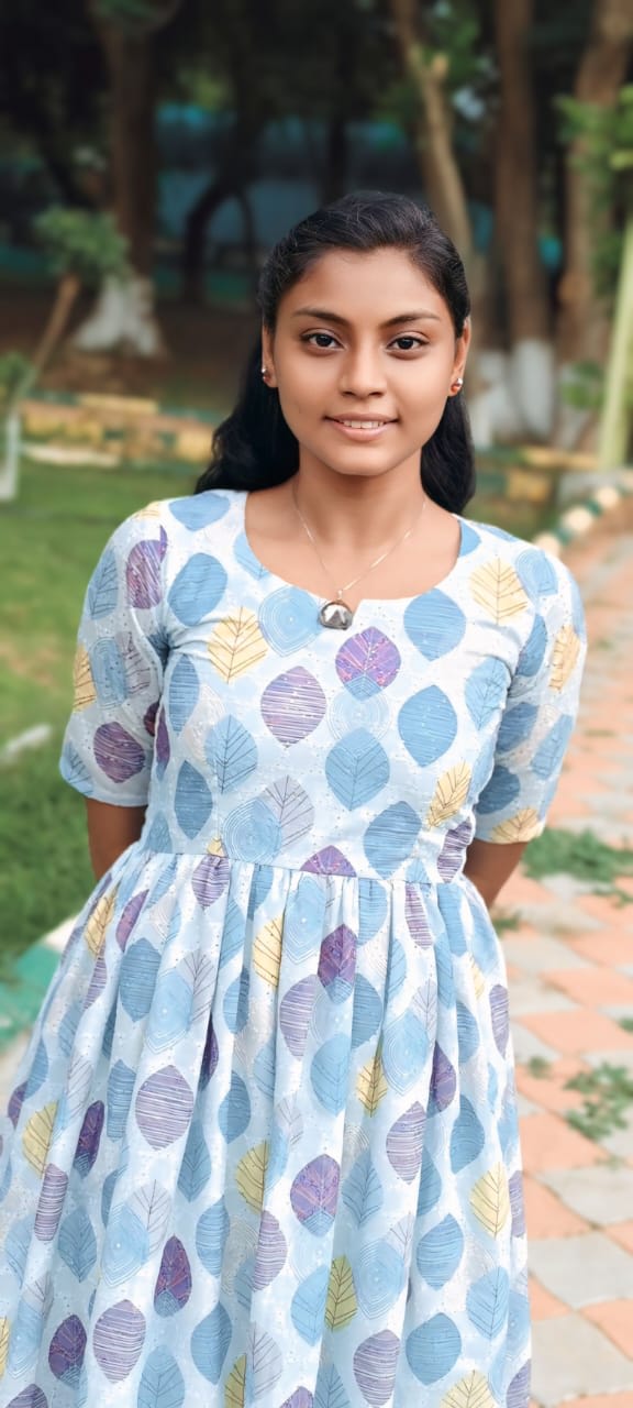 Aliza hakoba Maxi