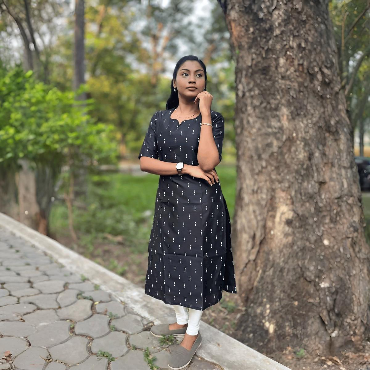 Leah Black Butta Kurti - Image 4